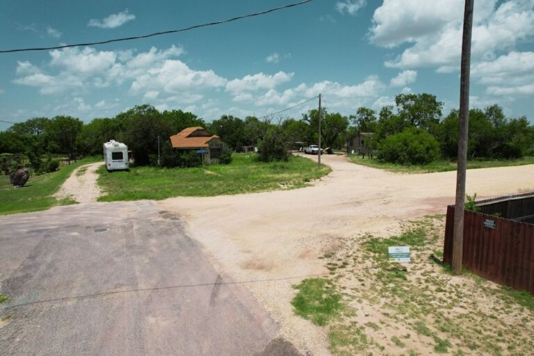 1.5 Patricia_L-1205_Cleveland St, Karnes, TX_0.16AC (1200x800)