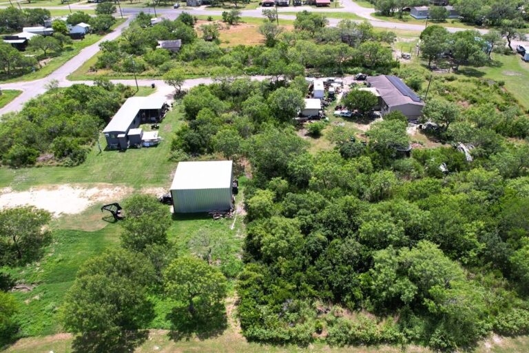 6.4 Patricia Schendel_Karnes TX (0.23AC) (772x498)